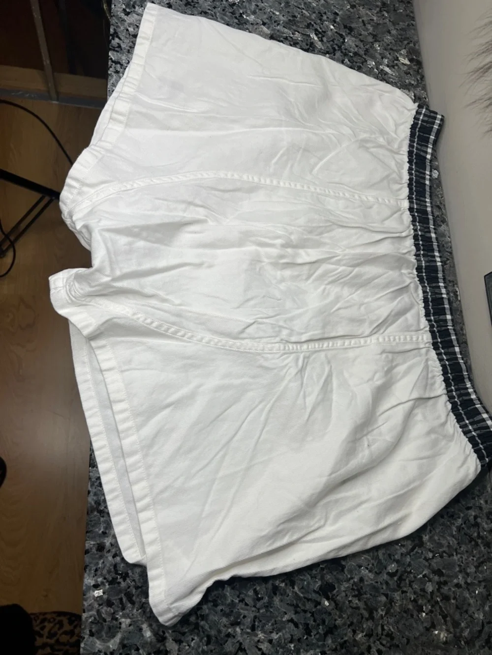 Burberry Sz XL 100% Cotton Men’s White Shorts Boxers Underwear - Unworn